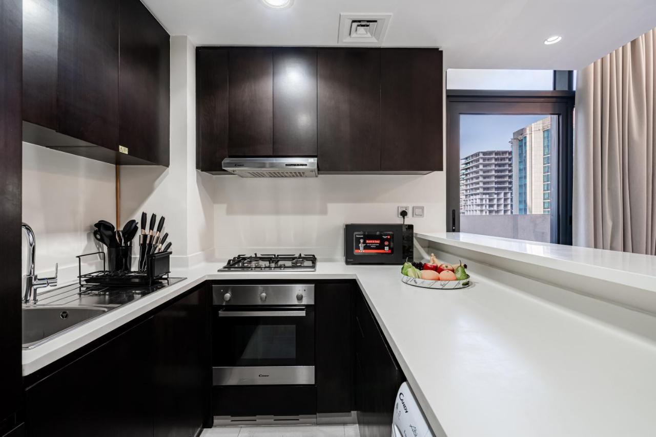 Citihome - 1Br At Merano Tower By Damac Дубай Экстерьер фото